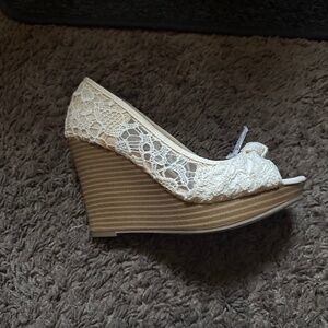 Vintage American Eagle wedges